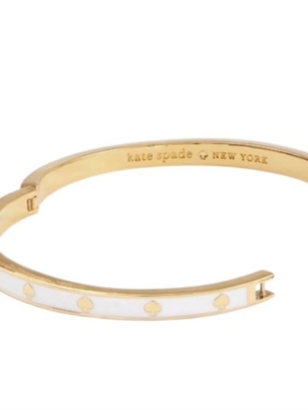 🤍▪️kate spade ▪️White and Gold Spot The Spade Enamel  Hinge Bracelet